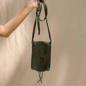 SOLD • VINCE CAMUTO • Phone Crossbody